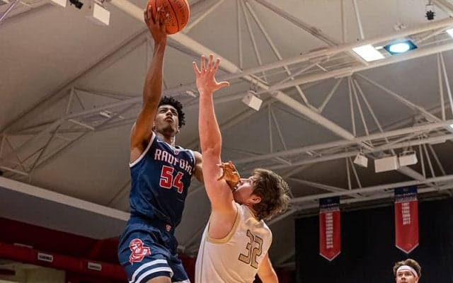 山﨑一渉インタビュー…コーチ、チームメートに恵まれた1年目を終え、さらなる飛躍を目指す