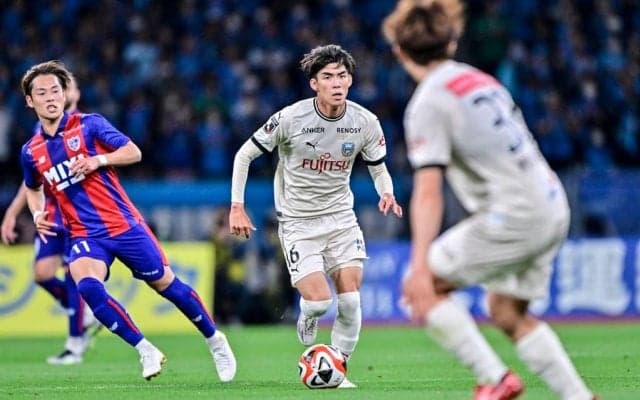 川崎MF瀬古樹が「個人としてJ1に残り続けていることを進化として見せなければいけない」と、古巣・横浜FC戦に決意。「心地よさ」を感じた三ツ沢での初試合に挑む