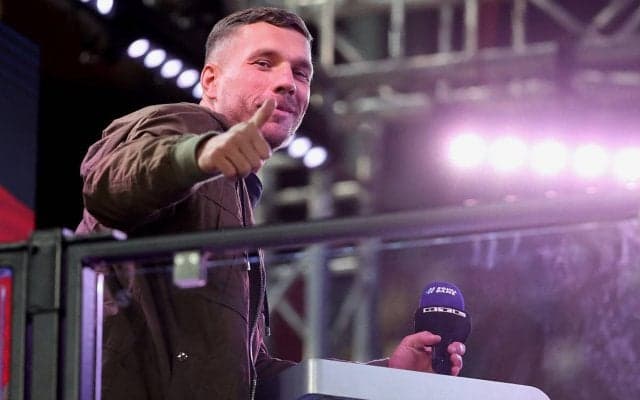 Jリーグ復帰噂も…元神戸FWポドルスキがグールニク・ザブジェと2025年まで契約延長