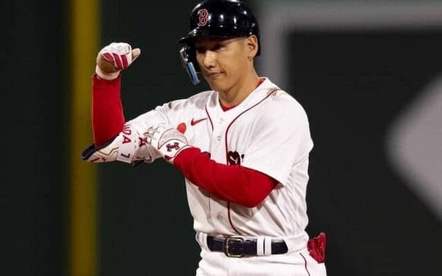 評価うなぎ上りの吉田正尚 “払いすぎ批判”を一変させる打棒に米メディアも感嘆「リーグ屈指のタフなバッターだ」