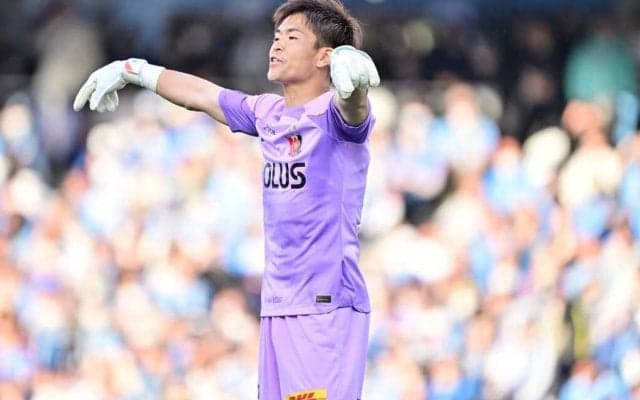 「なんで1個目キャッチできるの？」浦和の守護神・西川が２度のビッグセーブでチームを救う！「バケモンやん」「神セーブ炸裂しててやば」と称賛の声