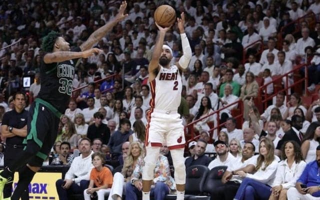 ヒートがセルティックスに圧勝してファイナル進出へ王手…ビンセントがPO自己最多の29得点