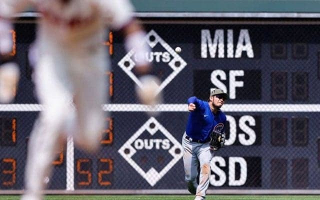 【MLB】鈴木誠也の“爆肩”に米騒然「火を噴いた」　敵地黙らせた「何という送球！」