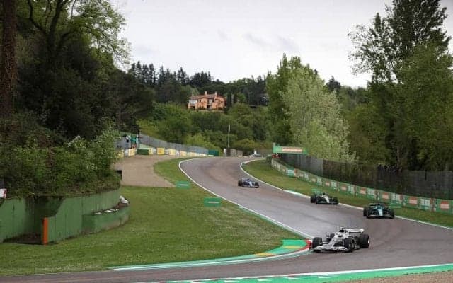 F1エミリアロマーニャGPが豪雨災害で中止　立ちはだかる２２戦の壁