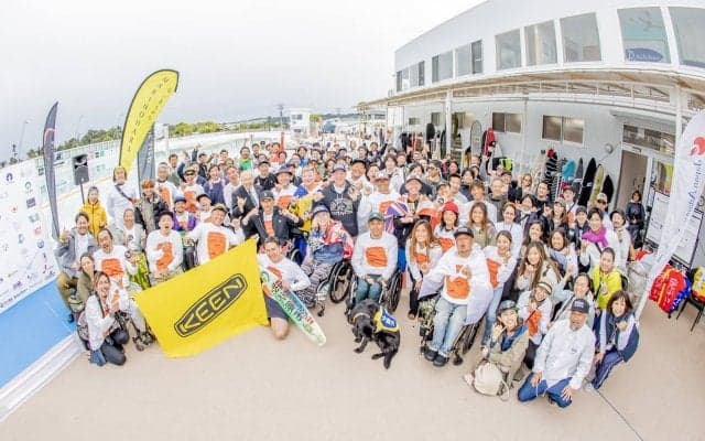 未経験者から世界トップ選手まで全員が楽しめる「オール・インクルーシブ・パラサーフィンフェスタ 」イベントリポート