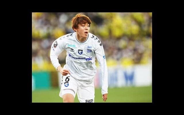 「彼のマネをしようとして空回りしていた」ヴェルディの王様だった山本理仁はどうやって挫折を克服し、ガンバ移籍を決断したのか