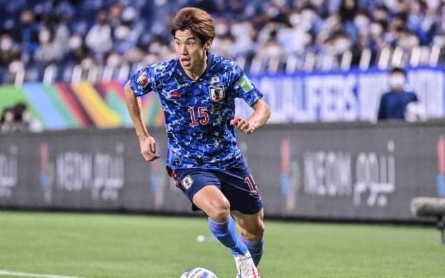 【大迫勇也の日本代表復帰(1)】再び日の丸を着ける可能性はあるのか？「全力でいろんなものを賭けて戦う価値がある」と語っていた代表から遠ざかる中で、25日にメンバー発表