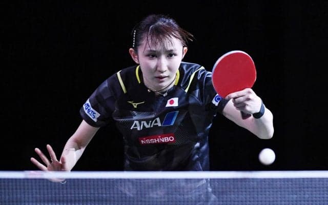 【世界卓球】黄金世代・早田ひなが長﨑美柚に完勝！日本最強サウスポー対決を制し16強へ