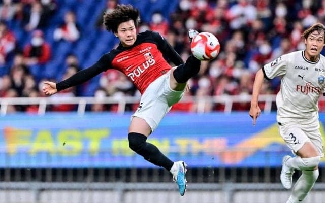 「ここで生き残らないといけません」浦和の17歳MF早川隼平が語る、試合出場と勝利への決意。川崎戦で69分間、トップ下で輝く