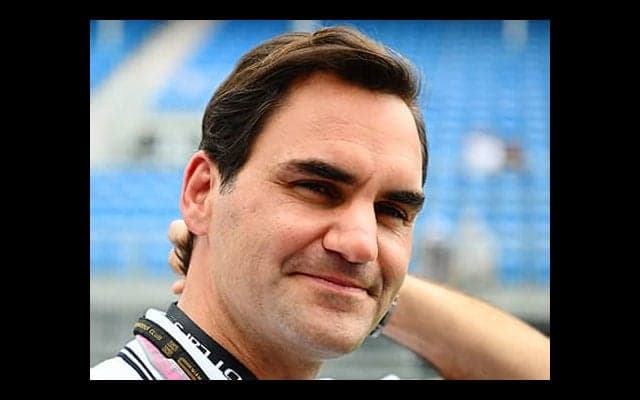  フェデラー 指摘に応え変更 