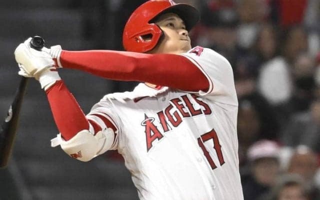 大谷翔平の“衝撃弾”は「ミスの代償だ」。センターへの特大アーチに見る「打者・大谷」を抑える難しさ