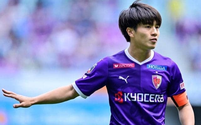 「勝手にサンガ純正だと思ってた」日本代表に初選出された21歳MF川崎颯太の「原点の姿」をJ2甲府が公開で大反響！ 4枚の写真に「こういうの素敵やな」とファンの心掴む