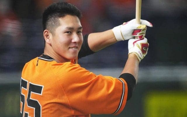 巨人・秋広優人は「大谷に近いものを感じる」　“マシンガン打線の3番”が絶賛