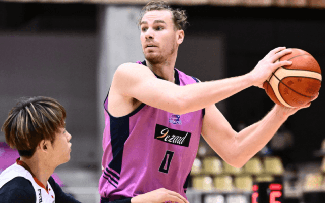 福島が元NBAプレーヤーのエリック・マーフィーと契約継続…今季は平均10.1得点を記録