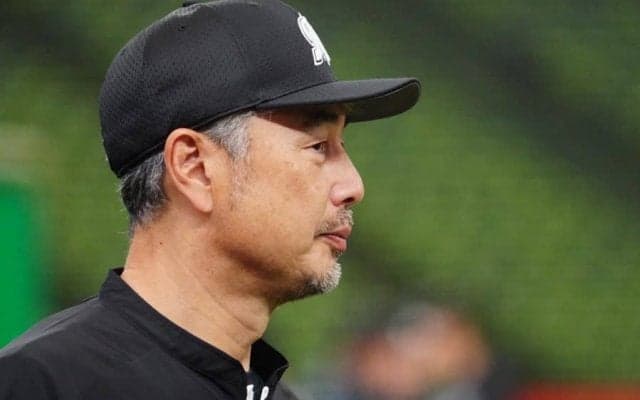 58歳と思えぬ“極太二の腕”が大反響　ロッテ吉井監督、大谷翔平に対抗心「倍あった」
