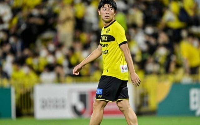 「アキラ100%に見えてきたw」小学生を喜ばせた武藤雄樹の〝リアクション芸〟に「武藤のキャラめっちゃ好きだわ」とファン絶賛!「試合以外でも素晴らしい貢献がある選手」