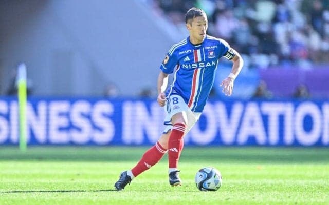 「うちにもイニエスタは居たんですね」横浜FM喜田拓也のワンタッチで相手を剥がしたプレーに「確実に剥がせるレベルになってる」の声！「現地で見てて思わず声出た」と称賛