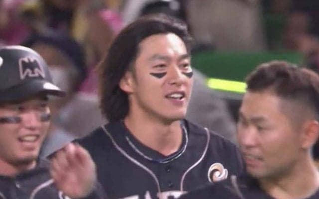 柳田悠岐が千金打、ドロー目前でサヨナラ打　救援の6人が無失点…首位ロッテ止める