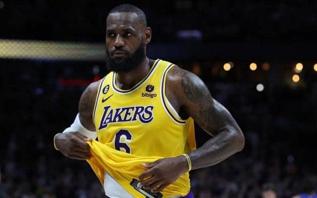 キャリア20年目を終えたレブロンの“引退説”にバークリーは「絶対にありえない」