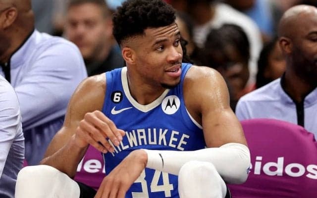 ヤニスはエイドリアン・グリフィンへバックスの次期指揮官になることを保証していた？