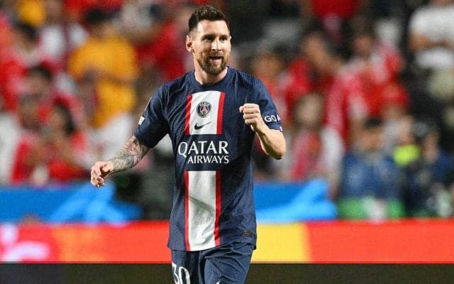 「多くのことをもたらす」バルサ復帰噂のメッシ、チャビ監督は復帰熱望も「それは彼次第」とメッシに委ねる