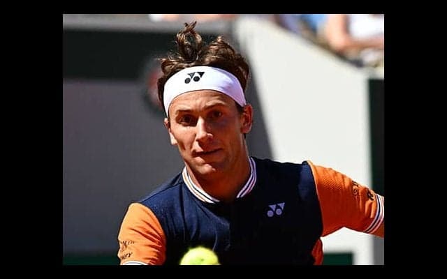 昨年準Vルード 6年連続初戦突破