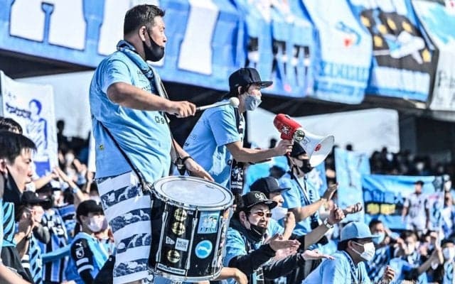 J1川崎を特集したNHK『100カメ』のオードリーの「未公開トーク」公開！ 春日「“仕事なんで”みたいな感じの人いなかった」、若林「観に行きたい」と熱さに感動