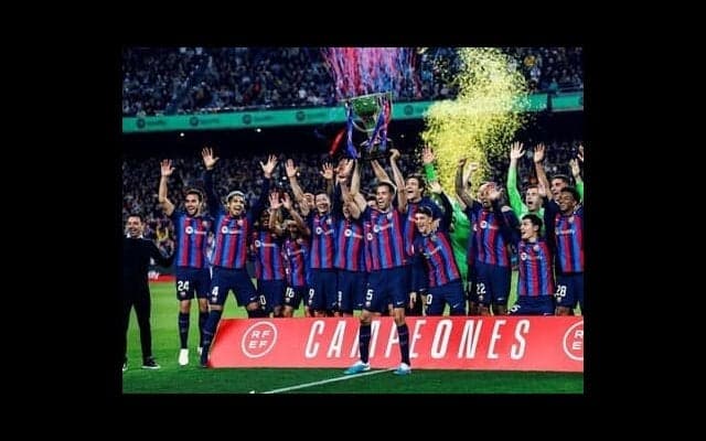 バルセロナはリーグ優勝も来季への不安大 主力放出と審判買収疑惑でCL出場権剥奪の可能性