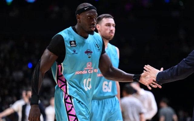 帰化選手のファイ・パプ月瑠が自由交渉選手リスト入り…佐賀は交渉を継続