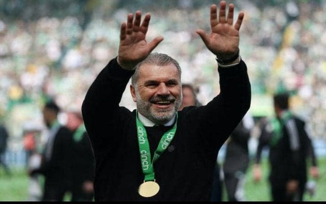 トッテナム、ポステコグルー招へいの動きを強める？　指揮官と交流の人物が7月からNo2に
