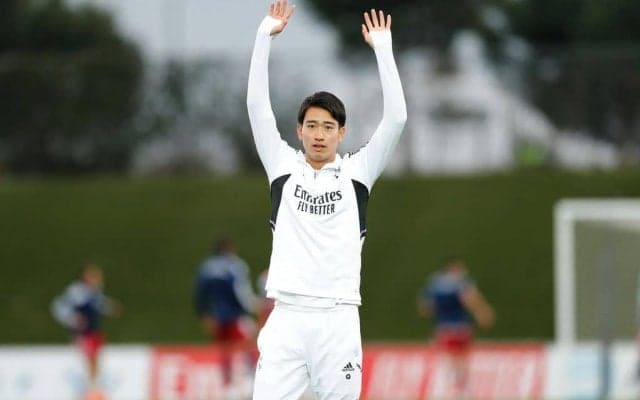 「ピピくん思ってた倍デカイなw」レアル中井卓大との写真をYoutuberが公開し「ぴぴくそでけーな」と注目集まる！「いやピピイケメン」の声も