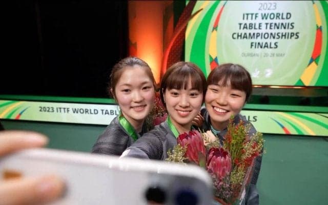 【オフショット】Wみゆう 初出場で銅メダル獲得！ダブルス表彰式後｜世界卓球2023南アフリカ