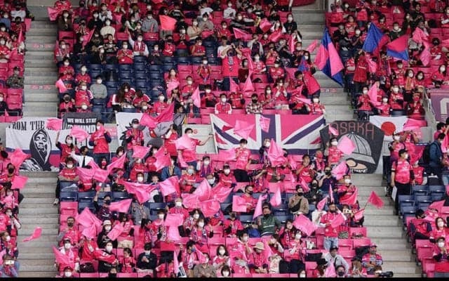 「童話の中のお姫様」「ひたすらに可愛い」元セレッソガール、女優・香椎康子さんの観戦コーデが話題に「めっちゃ可愛い」