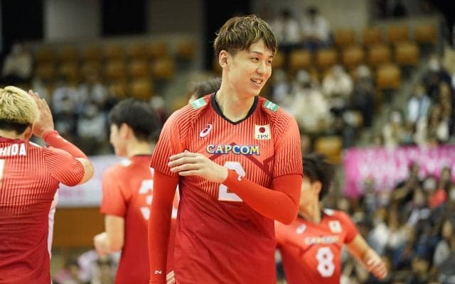 サントリー　小野寺太志の入団を発表