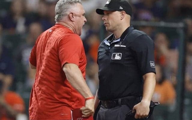 エ軍指揮官が激怒したストライク判定が物議！ 元ロッテ監督は「審判の人間味はもう過去のもの」とAI判定を推奨