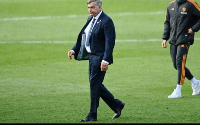 リーズを残留に導けずのアラダイスが指揮官退任…「将来の成功とプレミア復帰を願う」