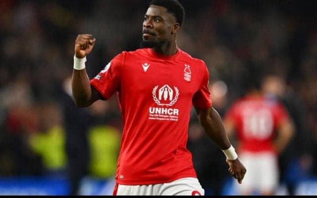 来季もプレミアのフォレスト、コートジボワール代表SBオーリエと新たに1年契約！