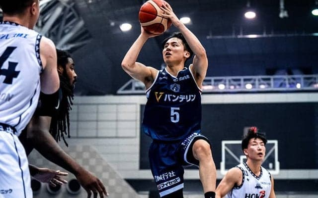横浜BC・河村勇輝がBリーグ新人賞を受賞「フレッシュさ忘れず頑張っていきたい」
