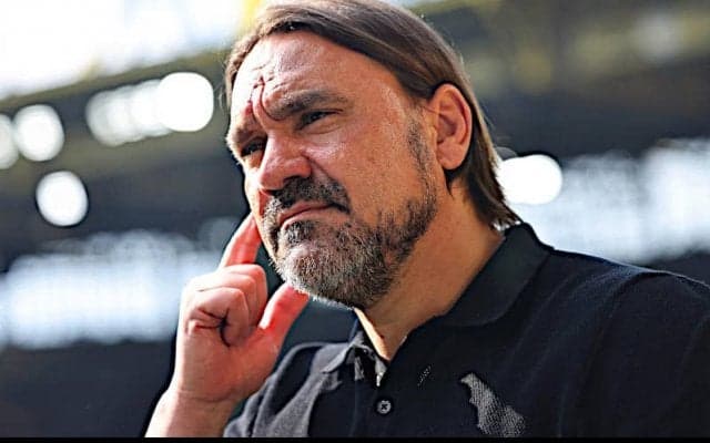 ボルシアMGがファルケ監督の解任を発表