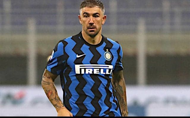 昨季限りで現役引退のコラロフがイタリア2部クラブの新SDに就任!