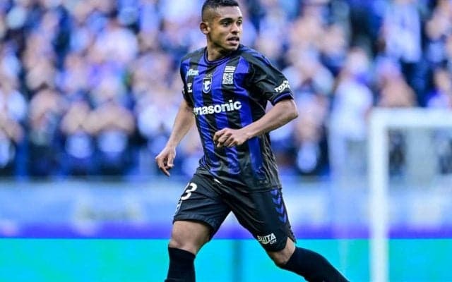 「打点高すぎ」「空中歩いとんちゃう」G大阪のMFダワンのヘディングでの折り返しアシストが超人的！自らの誕生日にチームを今季初の連勝に導く大仕事