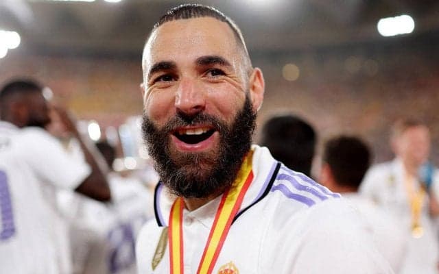 ベンゼマのレアル退団が正式発表！ 通算647試合353ゴールの偉大な記録