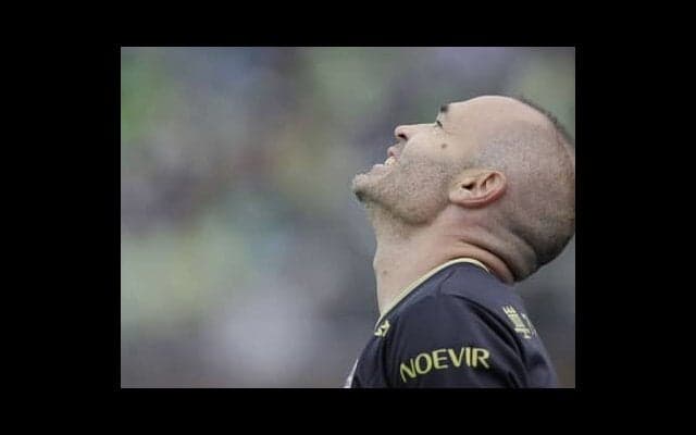 イニエスタとともに伝来した「バルサ化」とは何だったのか　 ヴィッセル神戸が目指した姿は、バルサ戦で看板を下ろす