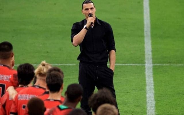 衝撃だった“電撃引退”の舞台裏…イブラヒモビッチはなぜ去るのか「今日は雨が降っていた。『神様も悲しんでいるんだな』と」