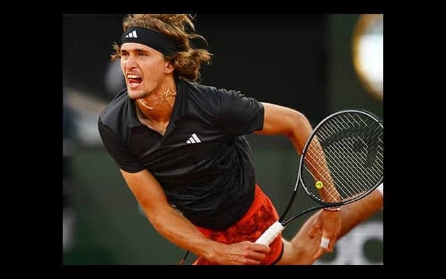 ズベレフ 3年連続8強へ