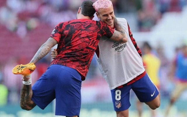 グリーズマンの影響？アトレティコMFのど派手な新ヘアスタイルに驚きの声「髪色とんでもないことに」