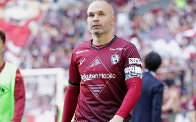 注目のイニエスタはキャプテンでスタメン！神戸vsバルサの先発メンバーが発表