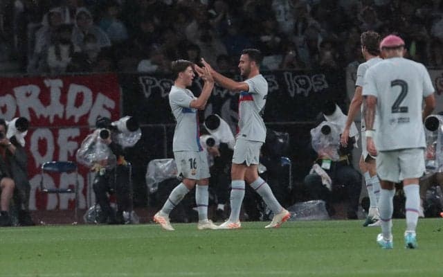 中1日のバルセロナが貫録2発で神戸を撃破！好機演出のイニエスタは古巣戦で80分までプレー【親善試合】