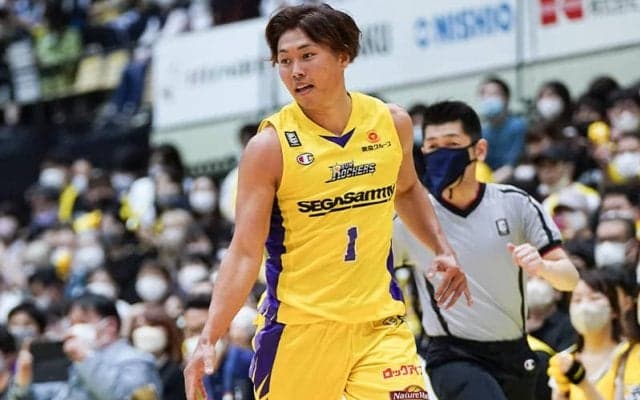 関野剛平、地元のレバンガ北海道に5季ぶり復帰「より成長したプレーを見せることができる」