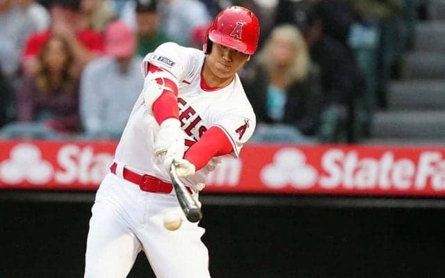 【MLB】大谷翔平、176キロ“弾丸＆激走”二塁打　鈴木誠也の前で快音、4試合連続安打